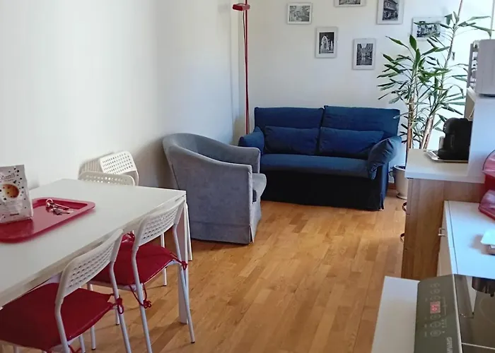 Апартаменты Luce Комо